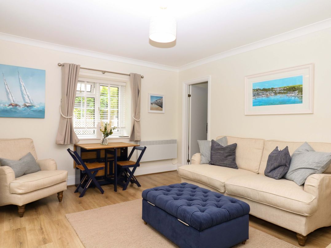 Sheplegh Court Garden Apartment