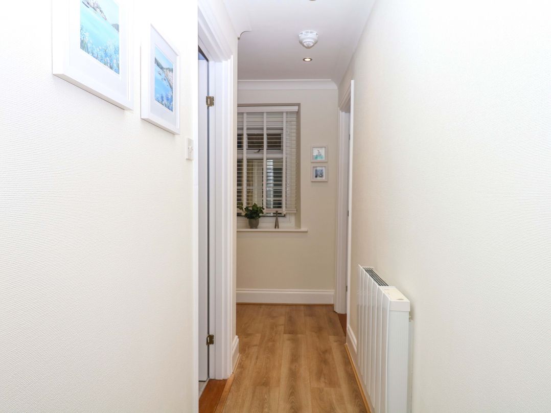 Sheplegh Court Garden Apartment