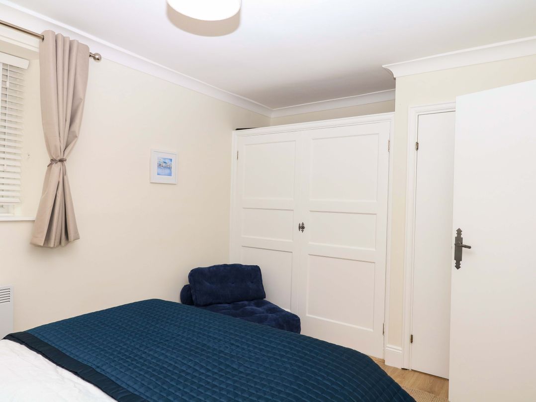 Sheplegh Court Garden Apartment