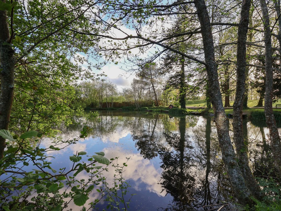 Mayfly Lodge