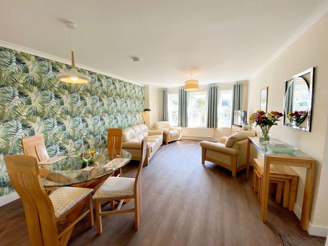 Ockendon House Apartment B