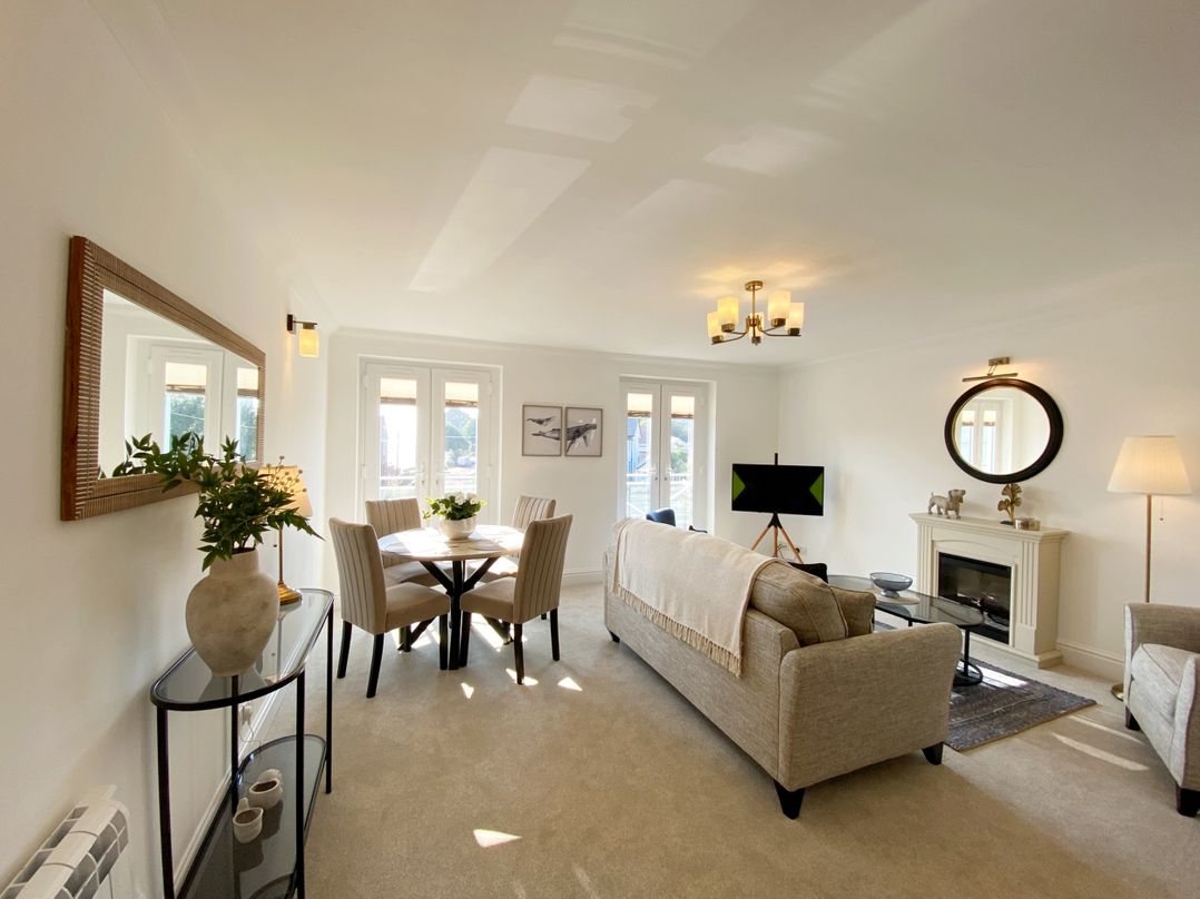 The Degas Sea View Suite