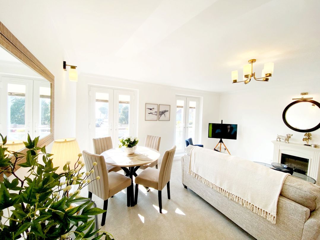 The Degas Sea View Suite