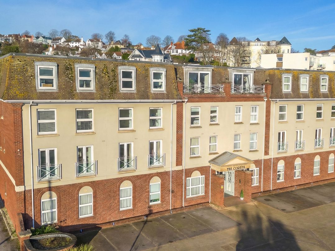 The Degas Sea View Suite