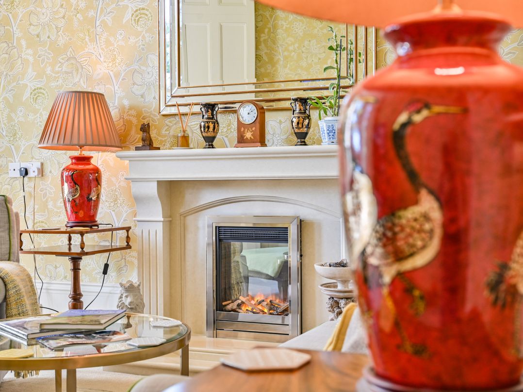 Muntham Deluxe Apartment 2