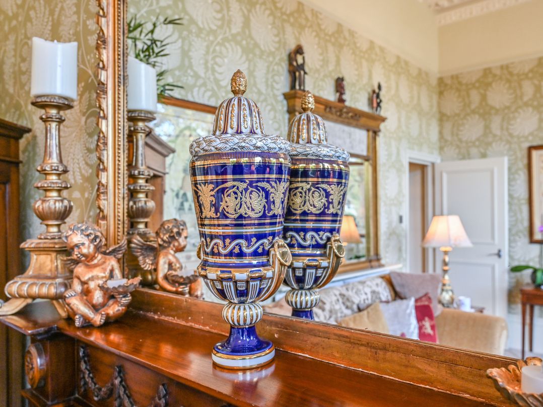 Muntham Deluxe Apartment 3