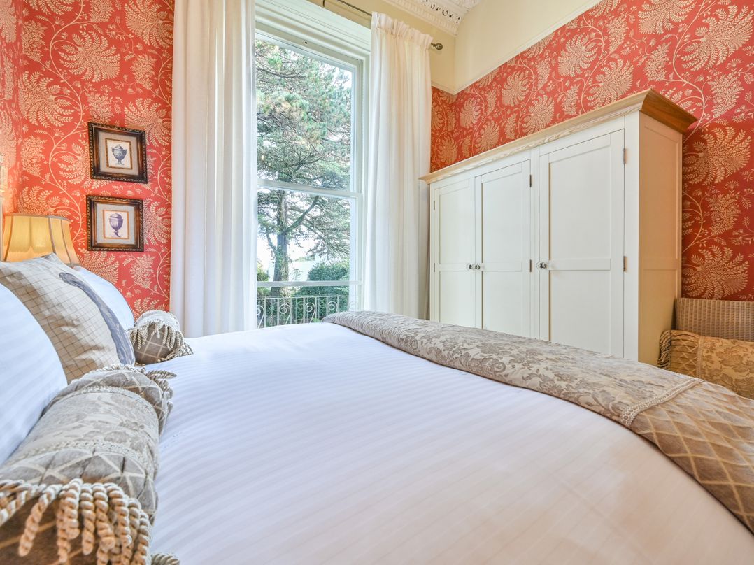 Muntham Deluxe Apartment 3