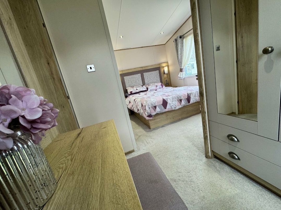 Hopton Holiday Village - Holiday Accommodation 6338