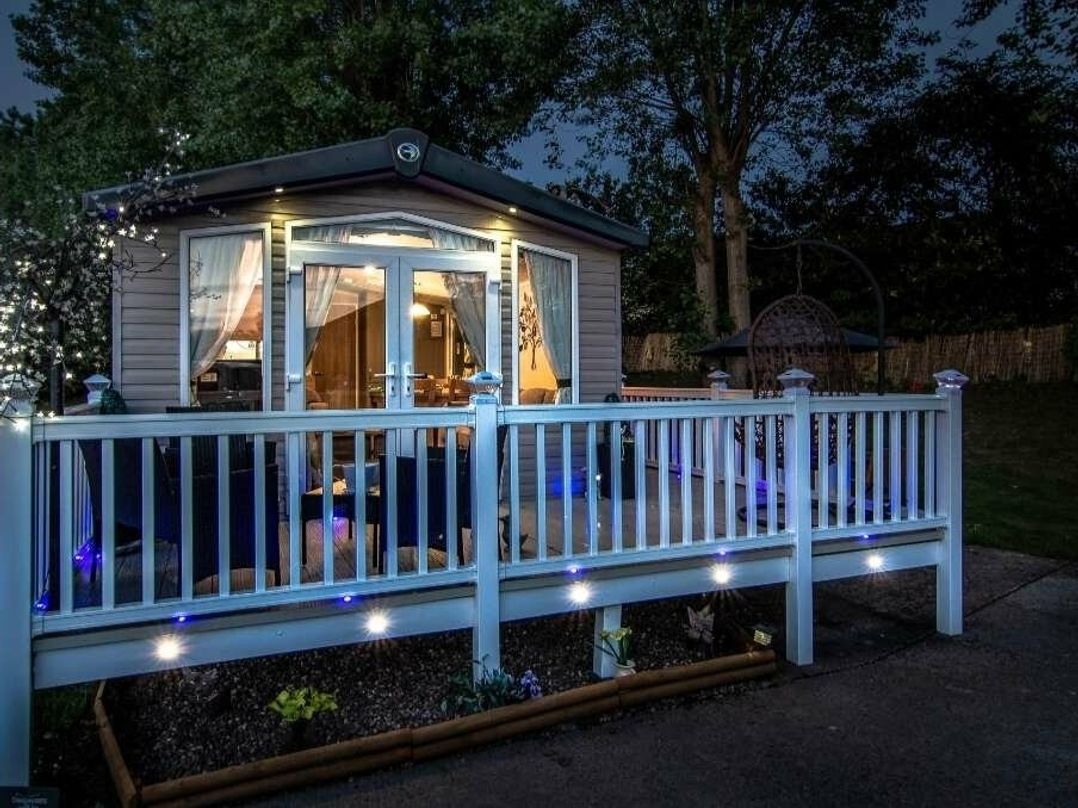 Marton Mere Holiday Village - Holiday Accommodation 10020