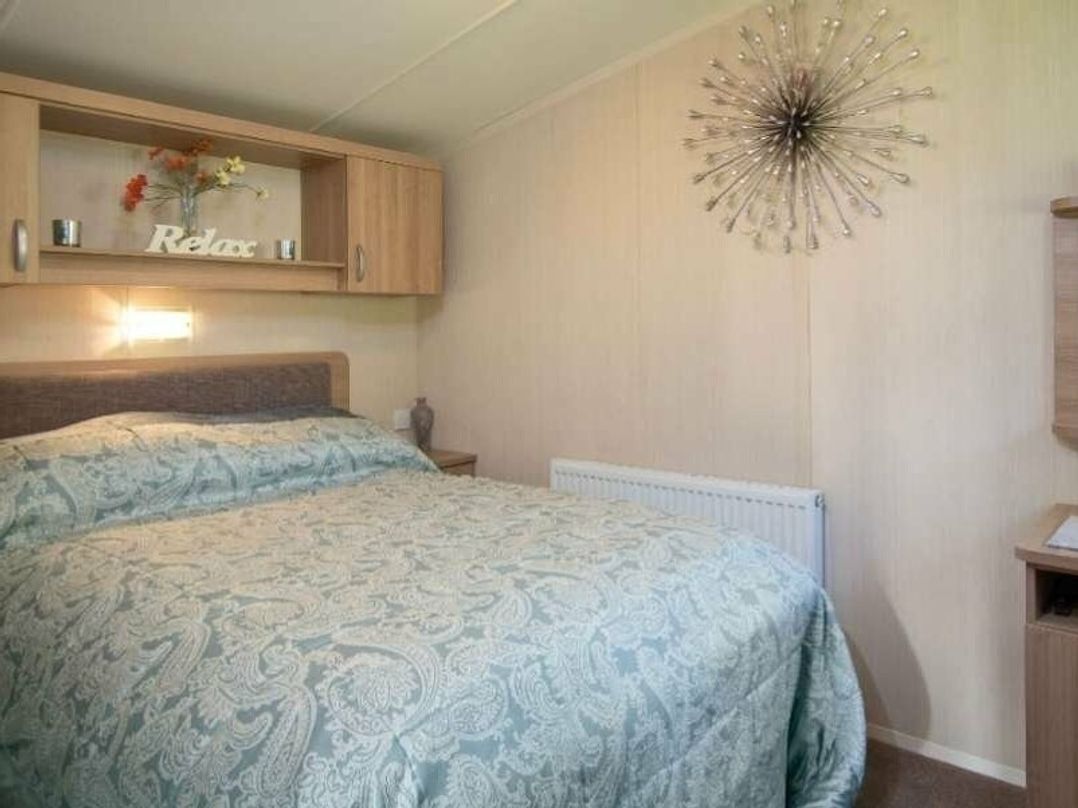 Marton Mere Holiday Village - Holiday Accommodation 10020
