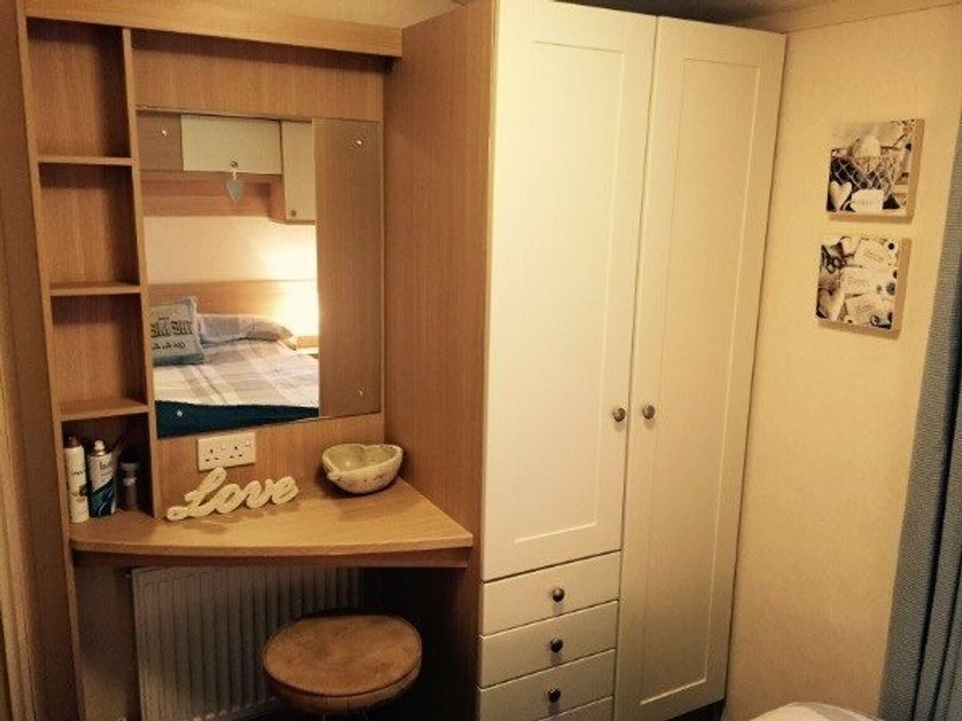 Lydstep Beach - Holiday Accommodation 1010