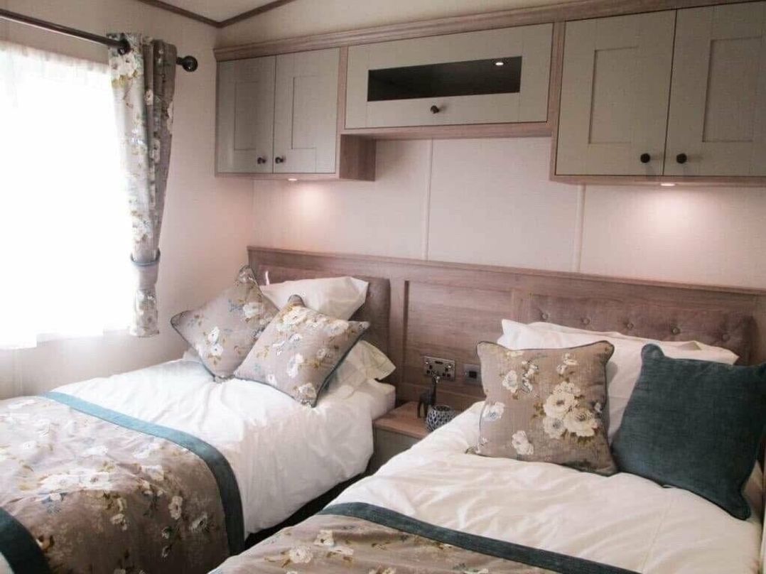 Devon Cliffs Holiday Park - Holiday Accommodation 10434