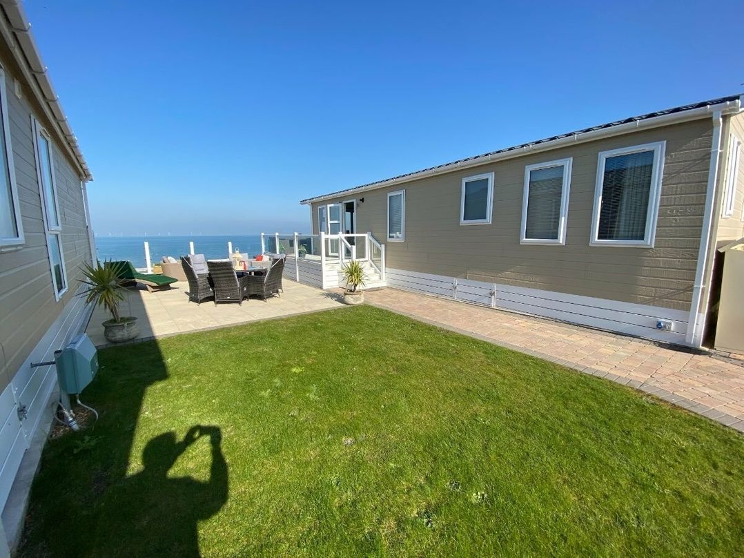 The Beach Caravan Park - Holiday Accommodation 10473