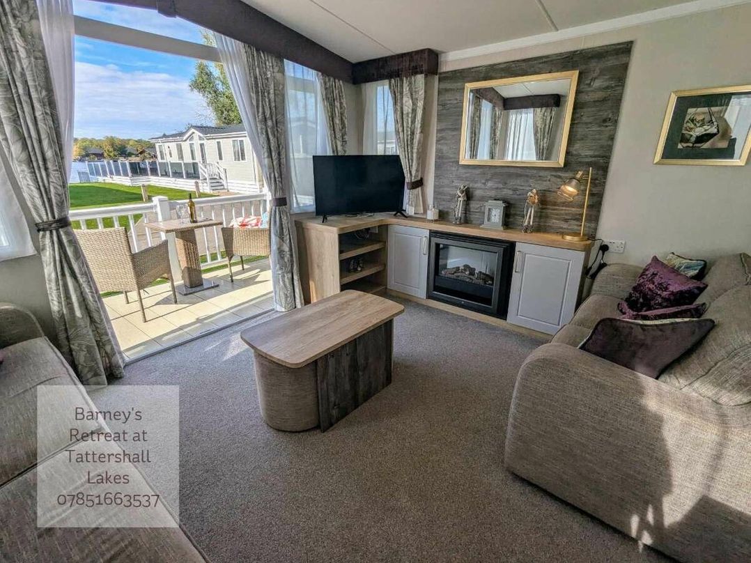 Tattershall Lakes Country Park - Holiday Accommodation 10562