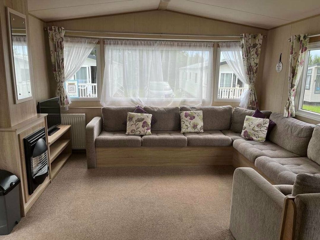 Blue Dolphin Holiday Park - Holiday Accommodation 10563