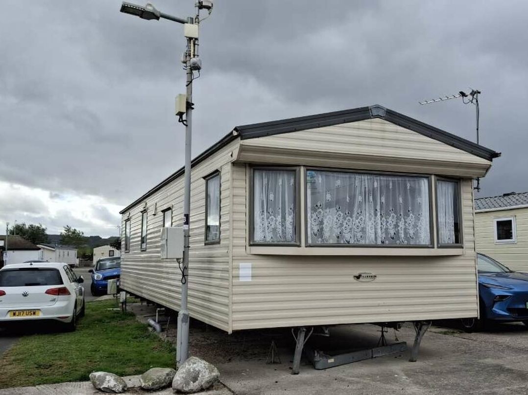 Golden Gate Holiday Centre - Holiday Accommodation 10581