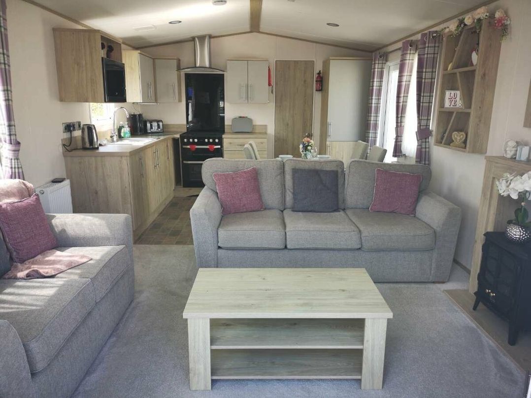 Hoburne Cotswolds - Holiday Accommodation 10633