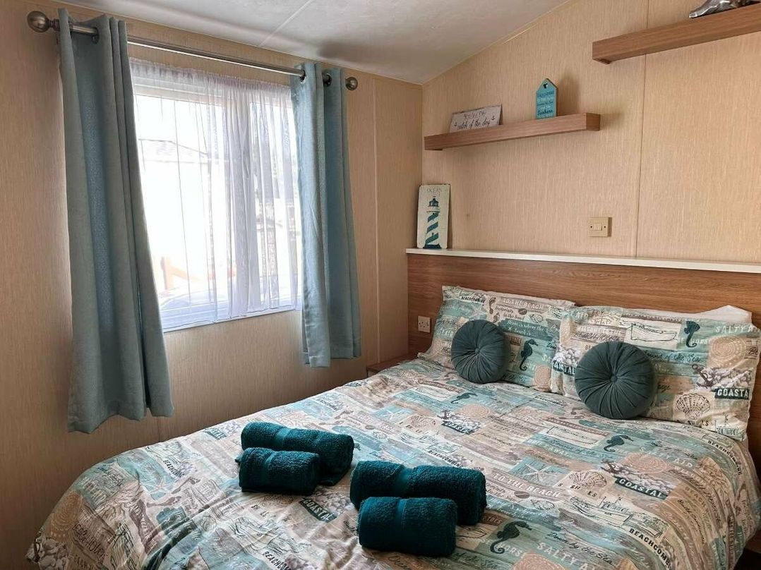 Pinewoods Holiday Park - Holiday Accommodation 10664