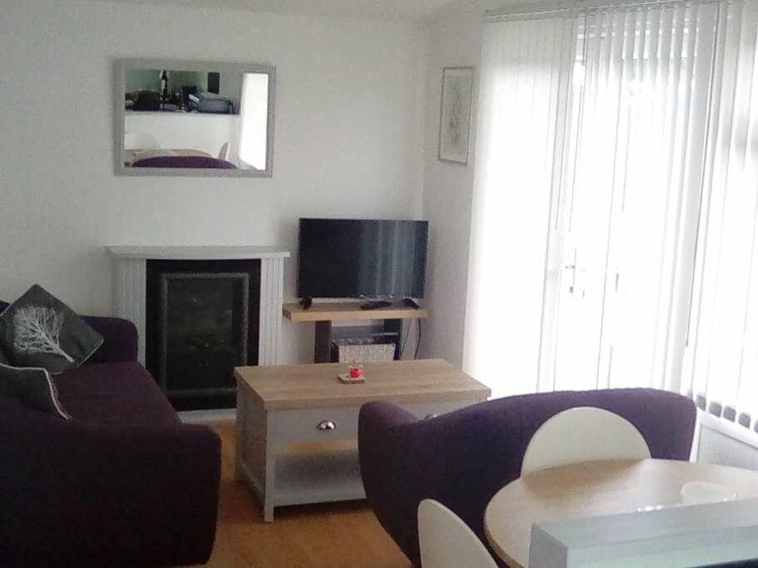 Hoburne Cotswolds - Holiday Accommodation 10757