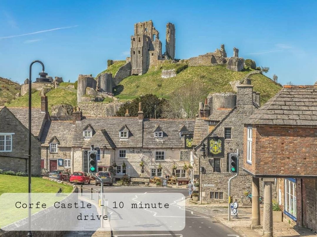 Swanage Bay View - Holiday Accommodation 10900