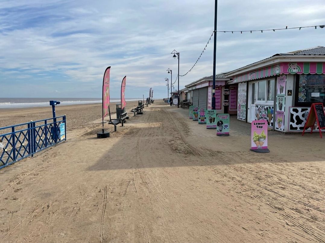 Towervans Holiday Park - Holiday Accommodation 10979