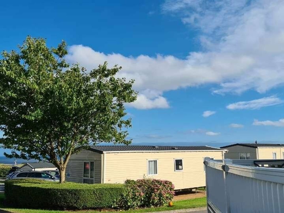 Devon Cliffs Holiday Park - Holiday Accommodation 11126