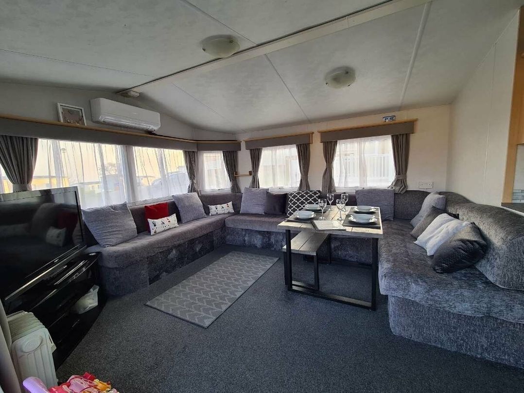 Devon Cliffs Holiday Park - Holiday Accommodation 11126