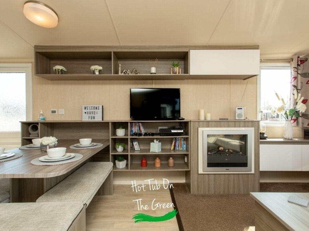 Tattershall Lakes Country Park - Holiday Accommodation 11157