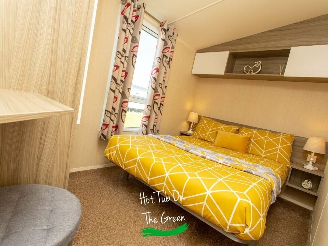 Tattershall Lakes Country Park - Holiday Accommodation 11157