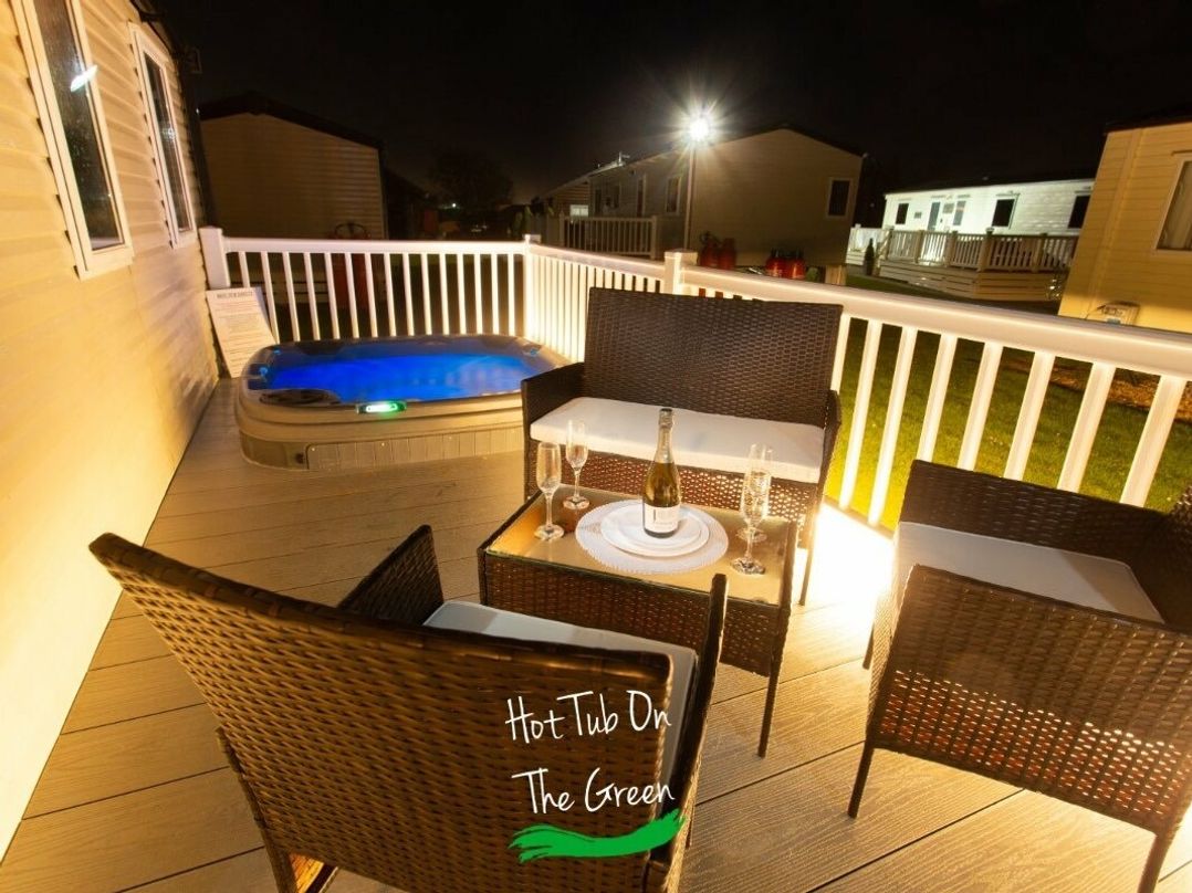 Tattershall Lakes Country Park - Holiday Accommodation 11157