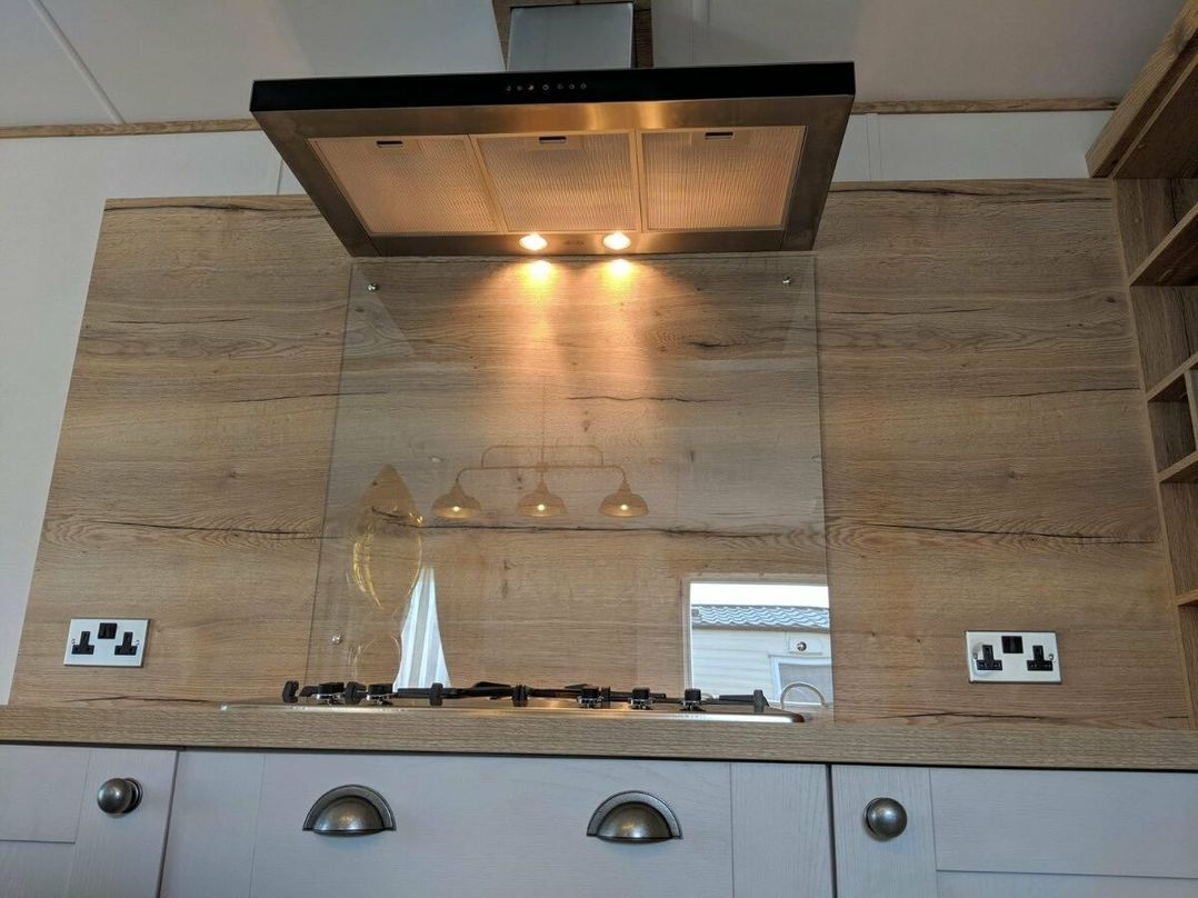 Marton Mere Holiday Village - Holiday Accommodation 11190