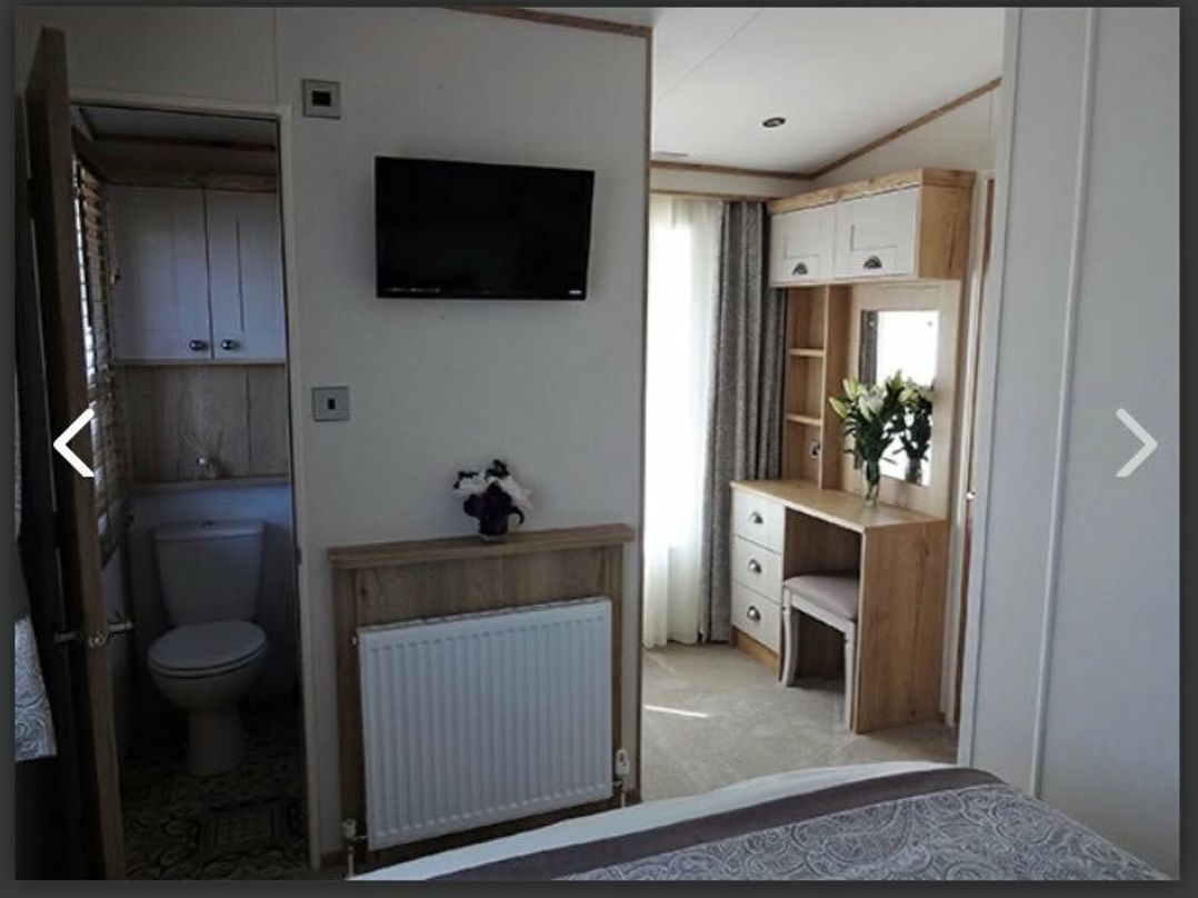 Marton Mere Holiday Village - Holiday Accommodation 11190