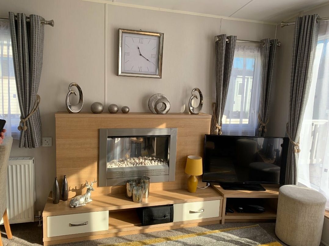 Cayton Bay Caravan Park - Holiday Accommodation 11337