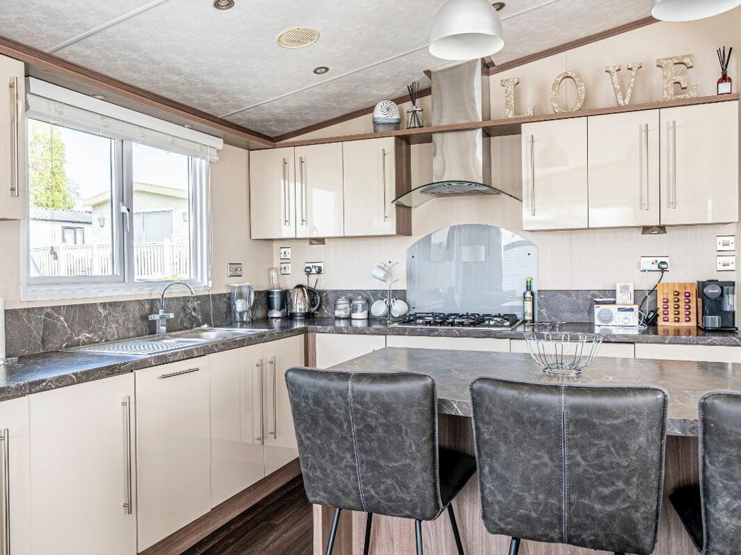 Rockley Park - Holiday Accommodation 11506