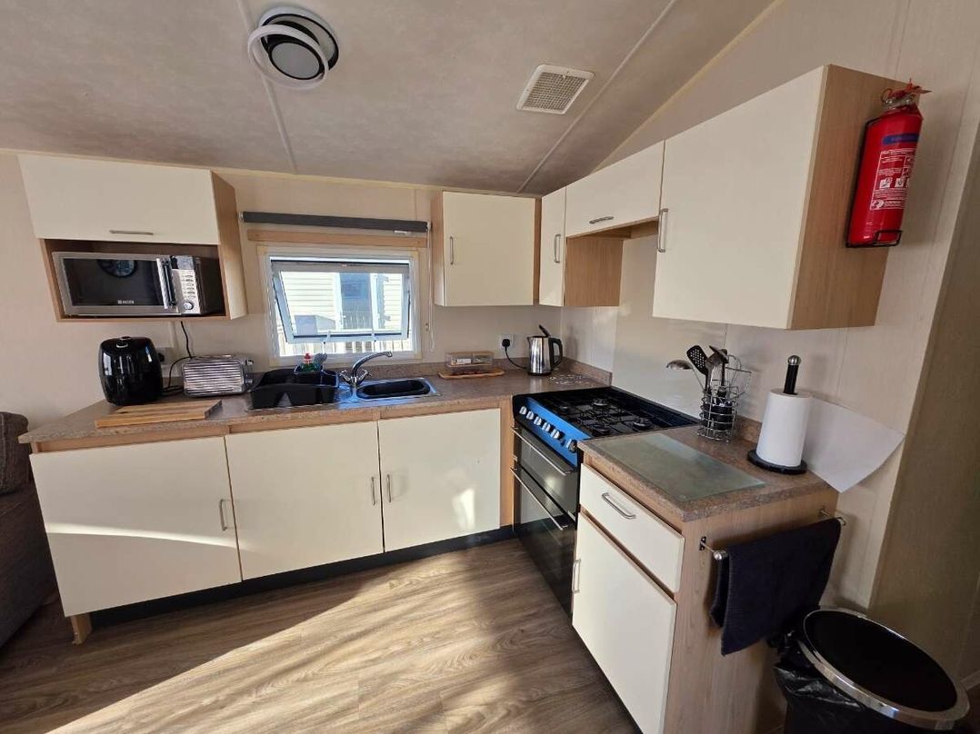 Trecco Bay - Holiday Accommodation 11651
