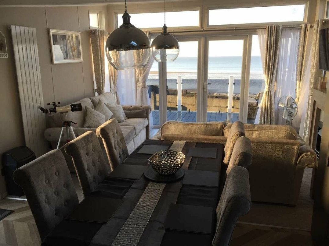 Trecco Bay - Holiday Accommodation 11784