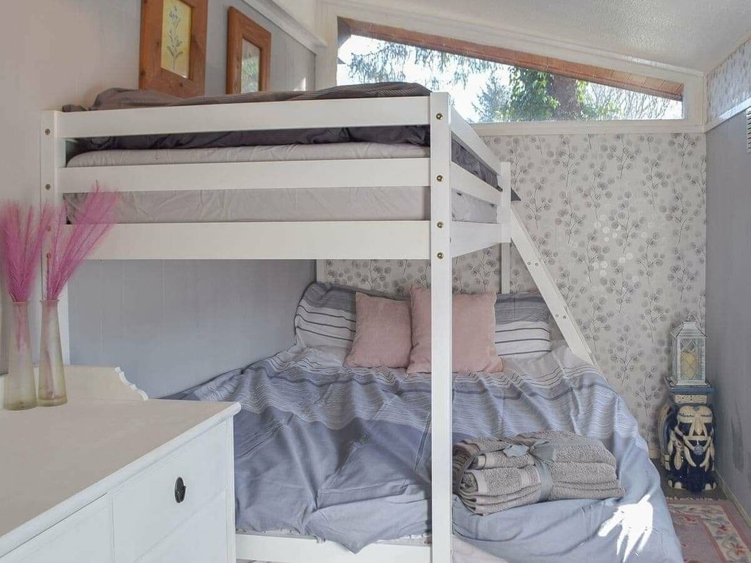 Penlan Holiday Park - Holiday Accommodation 11792