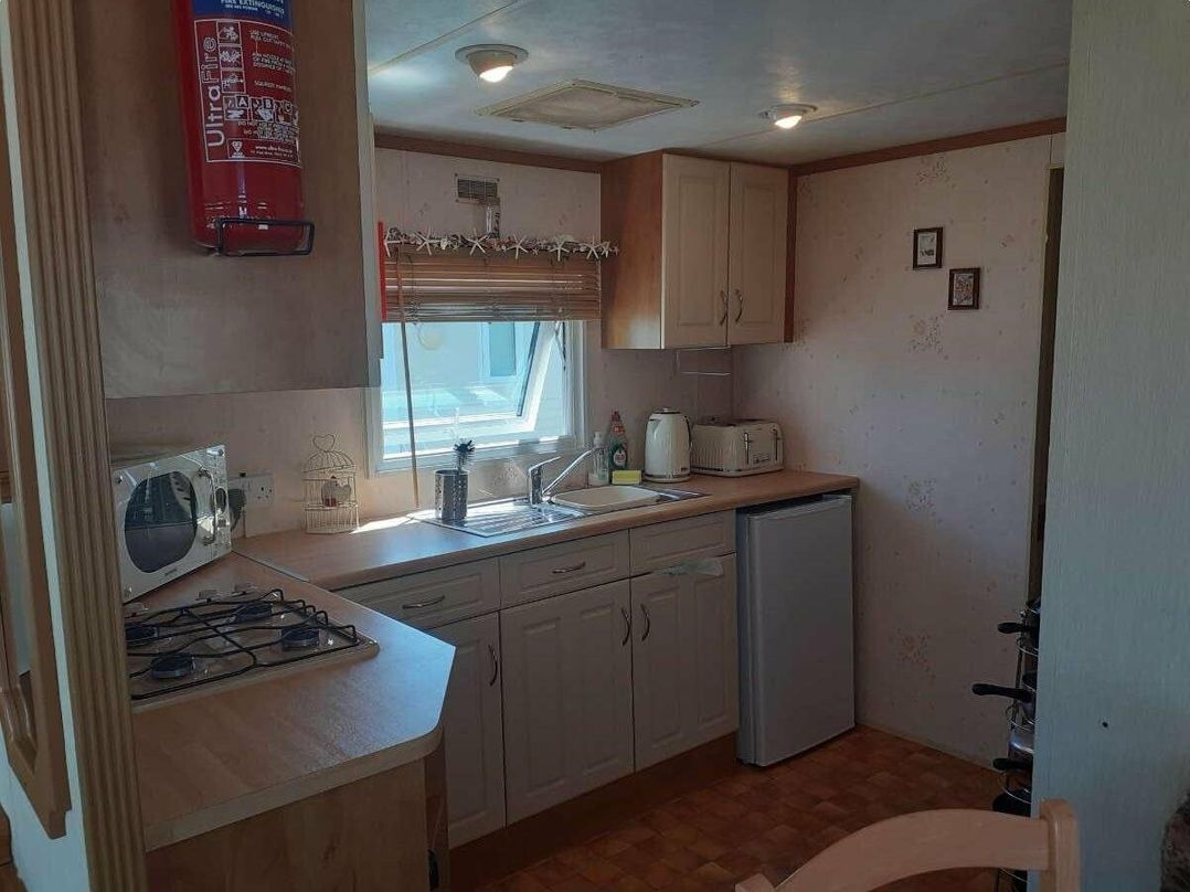 Elm Beach Caravan Park - Holiday Accommodation 11805