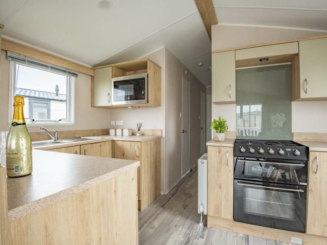 Marine Holiday Park - Holiday Accommodation 11980