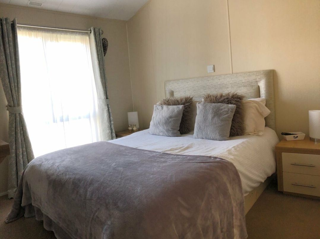 Tattershall Lakes Country Park - Holiday Accommodation 12062