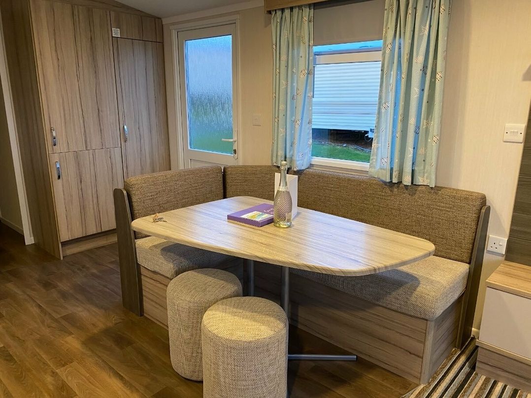 Devon Cliffs Holiday Park - Holiday Accommodation 12076