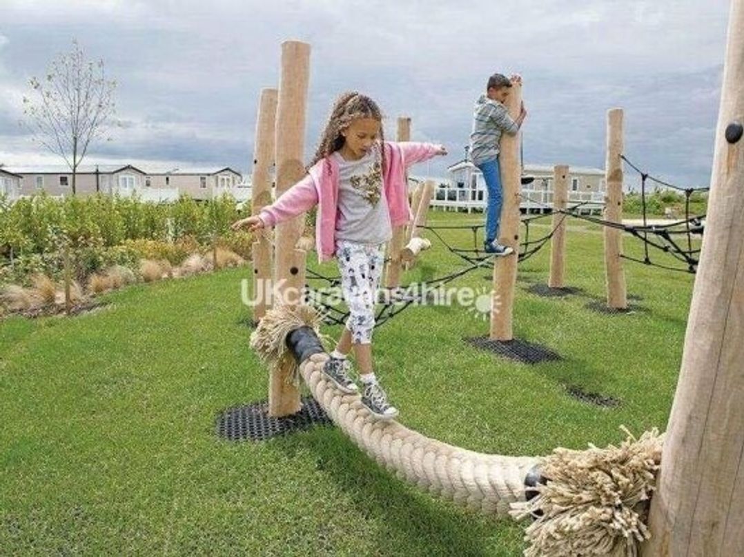 Devon Cliffs Holiday Park - Holiday Accommodation 12076