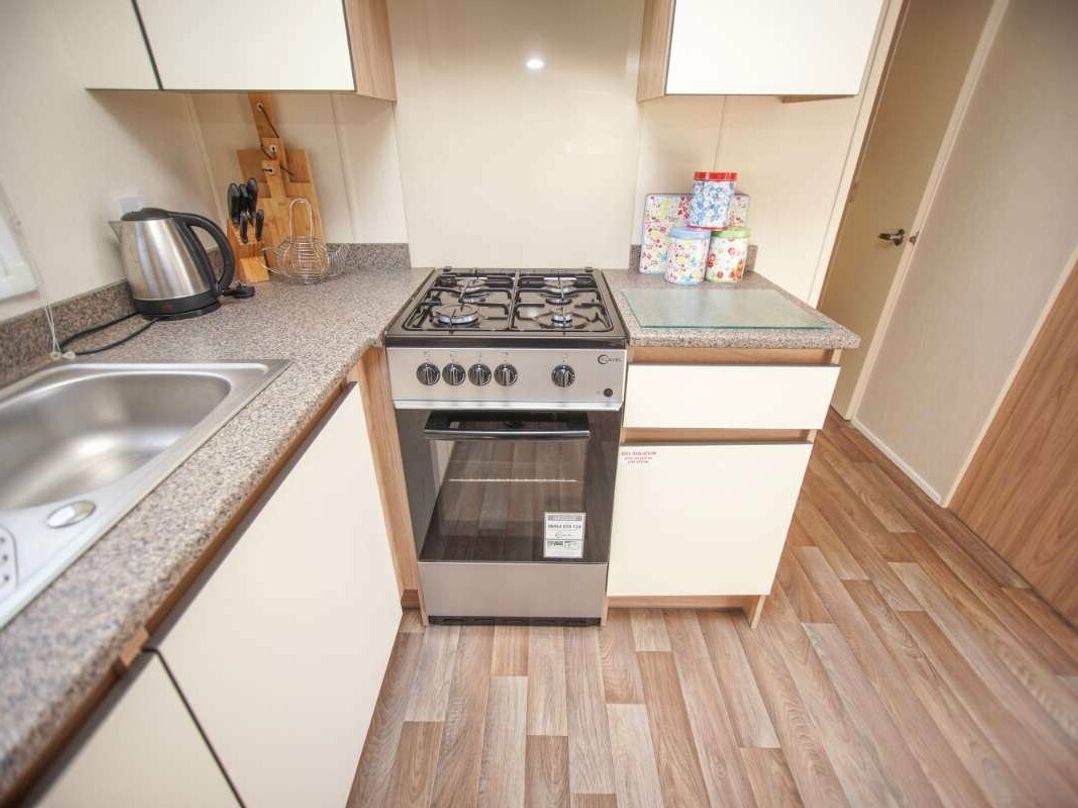 The Bungalow Camp Caravan Park - Holiday Accommodation 12118