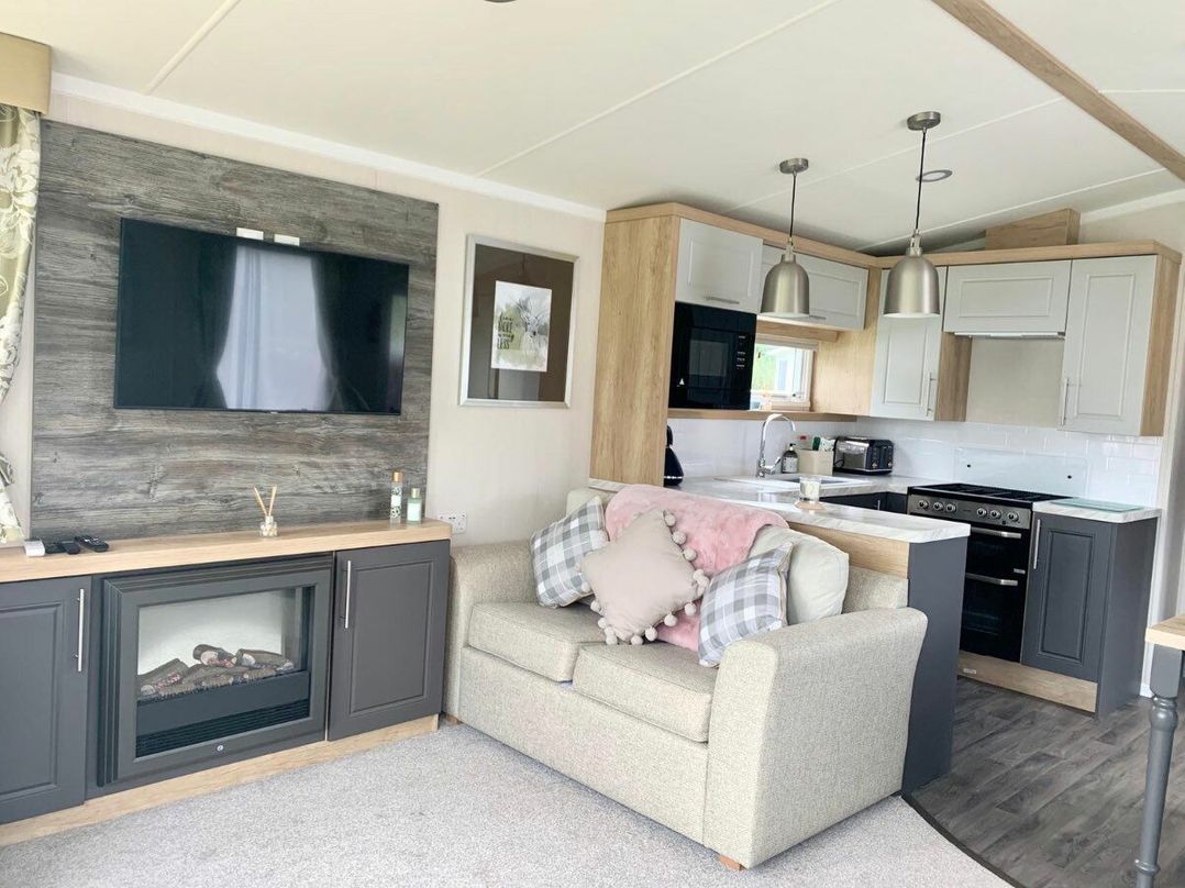 Quay West Holiday Park - Holiday Accommodation 12145