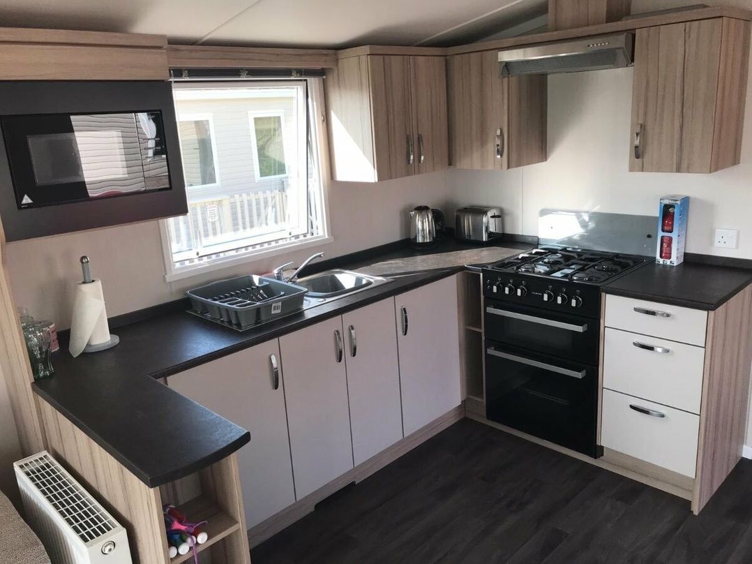 Lydstep Beach - Holiday Accommodation 12199