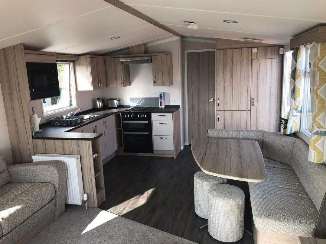 Lydstep Beach - Holiday Accommodation 12199