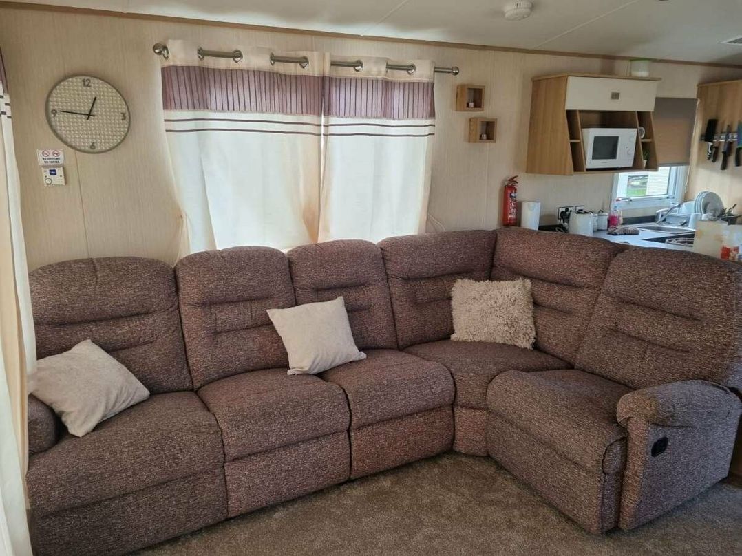 Marton Mere Holiday Village - Holiday Accommodation 12247