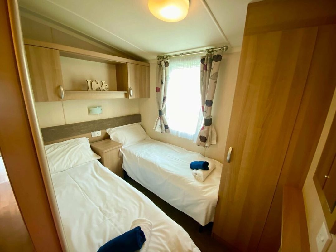 Hafan y Mor Haven - Holiday Accommodation 12264