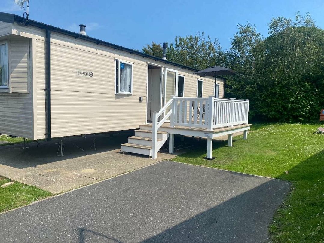 Whitecliff Bay Holiday Park - Holiday Accommodation 12390