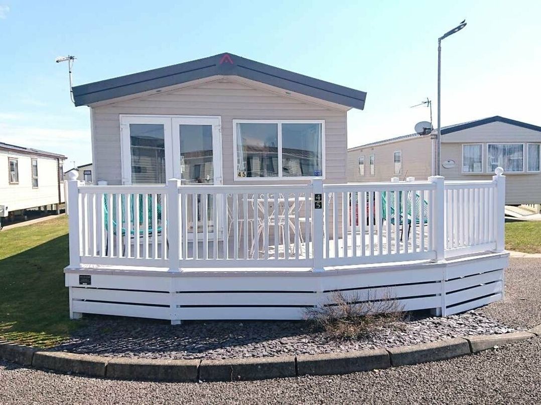 Trecco Bay - Holiday Accommodation 12456